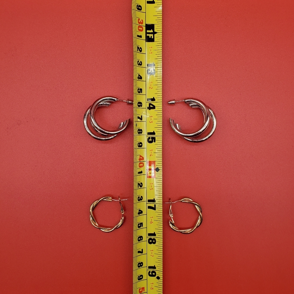 ⭐2 Pairs of Hoop Earrings - Picture 7 of 16